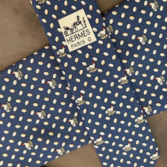HERMÈS • Chicken And The Egg Business Classic Tie with Box Vintage - Picture 9 of 9